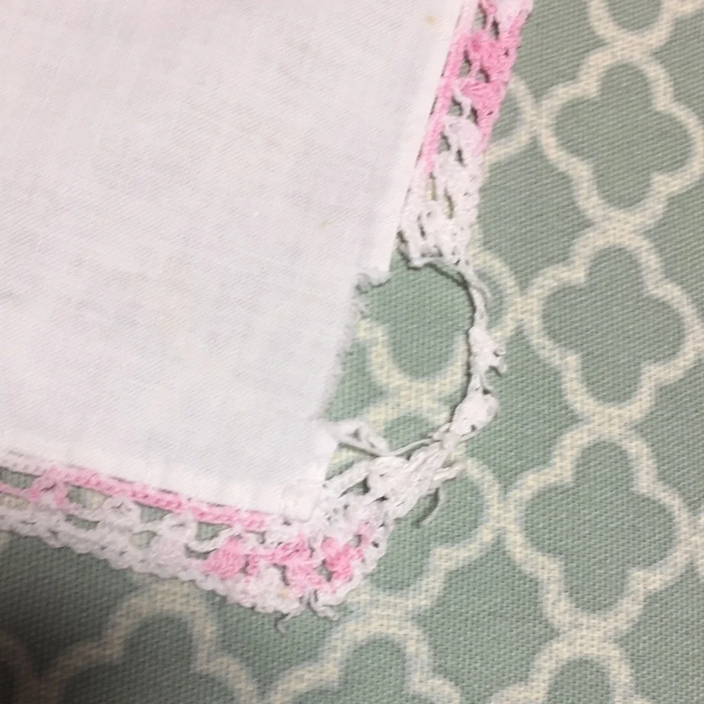 Table Runner Crochet Trim